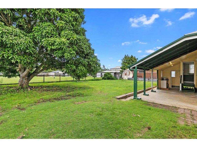 15 Branch Street, Torbanlea QLD 4662