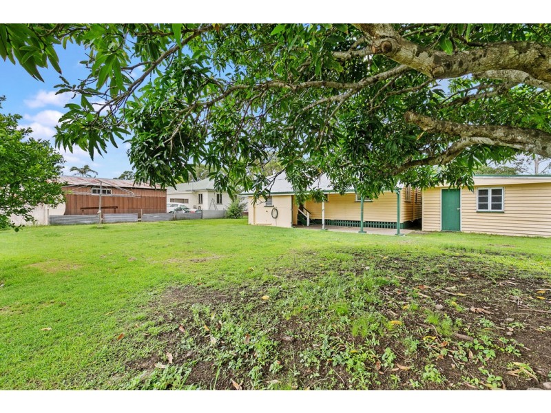 15 Branch Street, Torbanlea QLD 4662