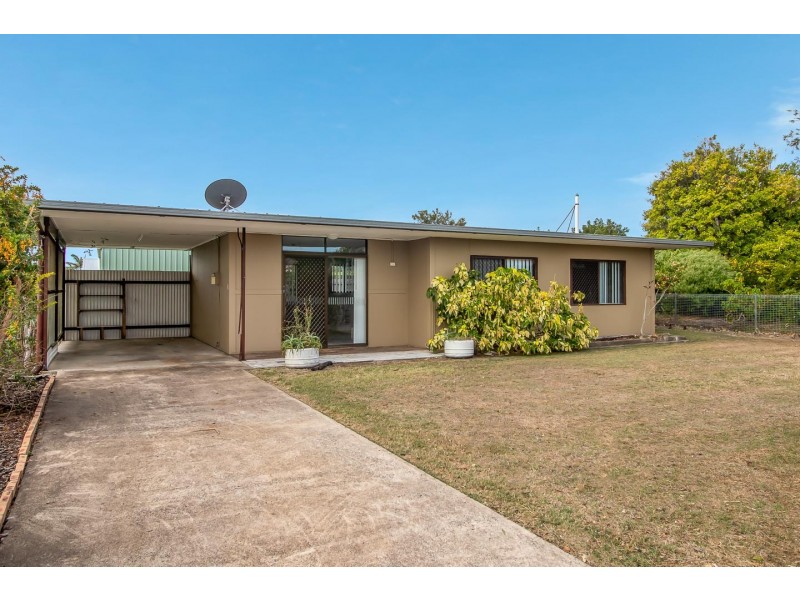 12 A Edward Street, Urangan QLD 4655