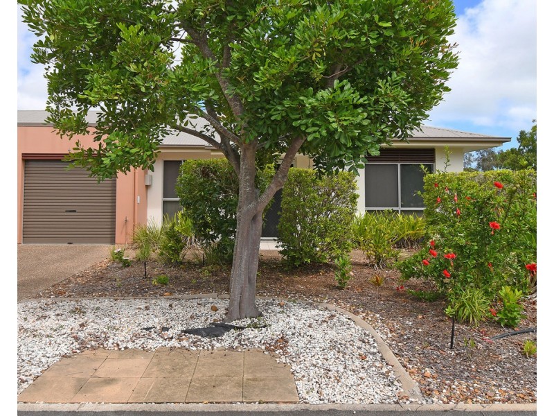 4/230 Pulgul Street, Urangan QLD 4655