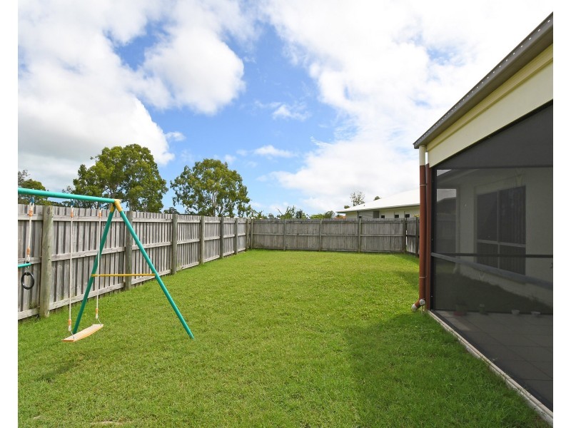 4/230 Pulgul Street, Urangan QLD 4655