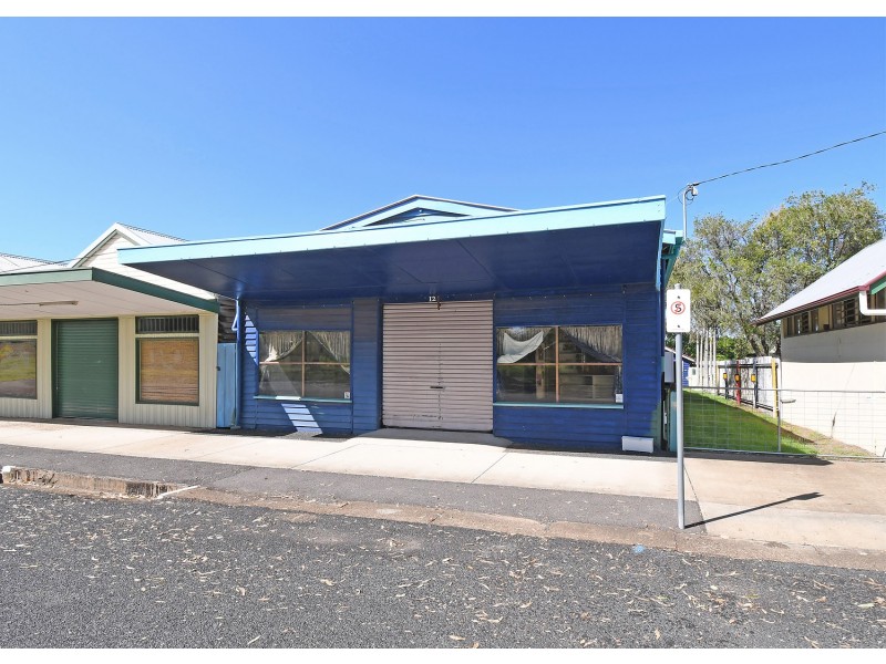 12 Robertson Street, Torbanlea QLD 4662