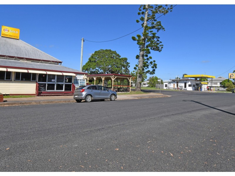 12 Robertson Street, Torbanlea QLD 4662