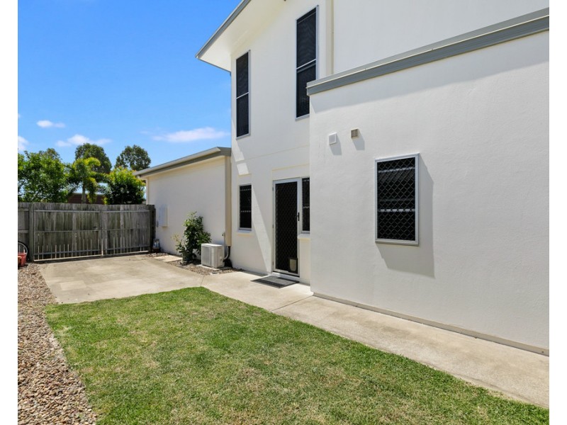 16/230 Pulgul Street, Urangan QLD 4655