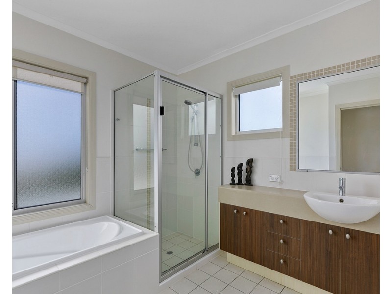 16/230 Pulgul Street, Urangan QLD 4655