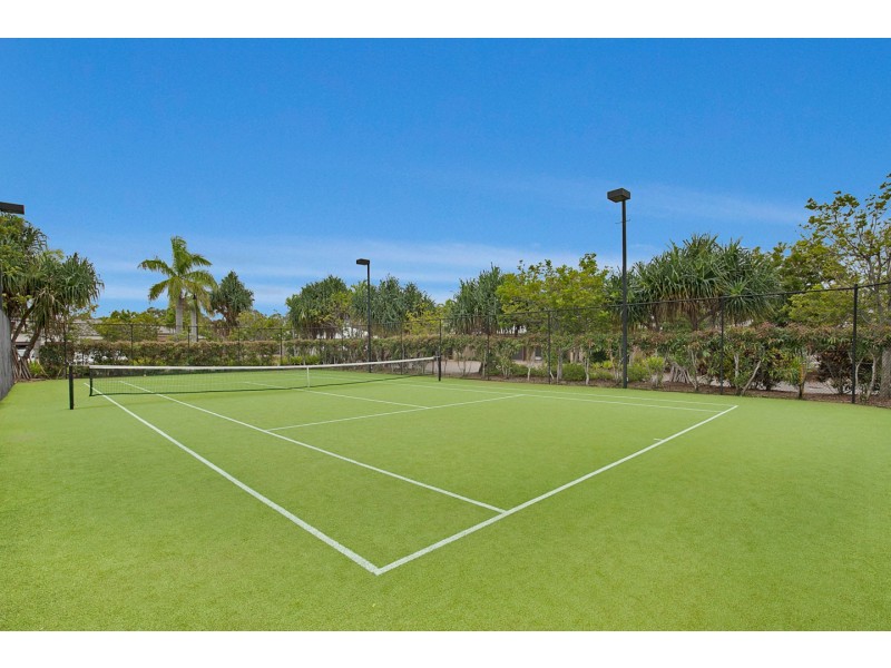 174/230 Pulgul Street, Urangan QLD 4655