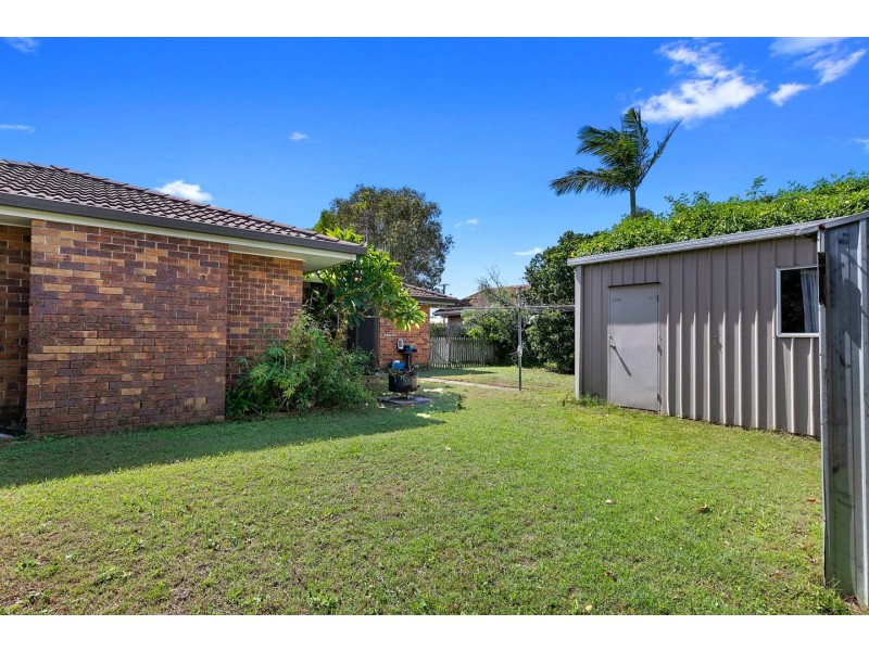 17 Nullor Street, Scarness QLD 4655