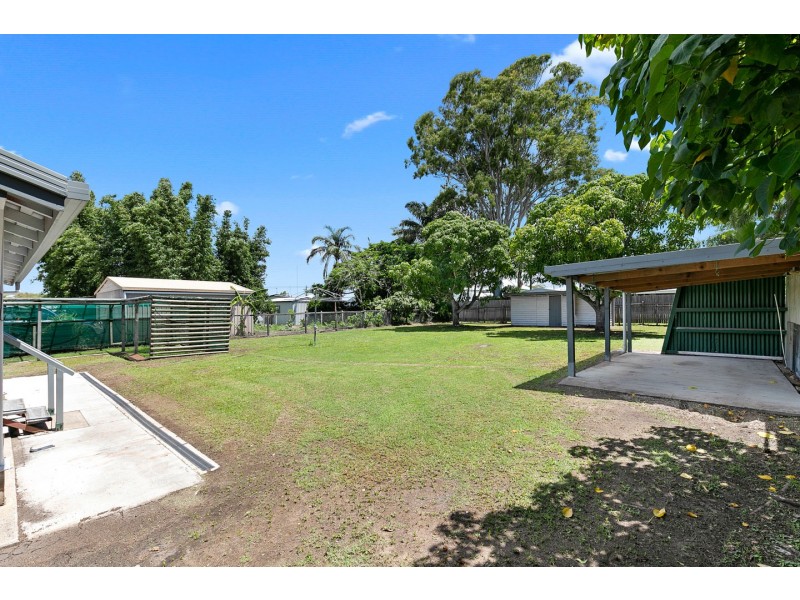 69 Beach Road, Pialba QLD 4655