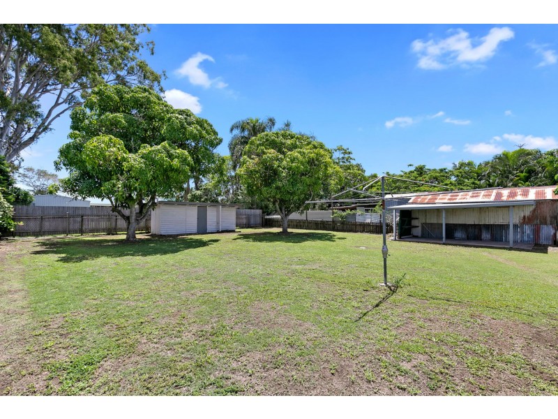69 Beach Road, Pialba QLD 4655