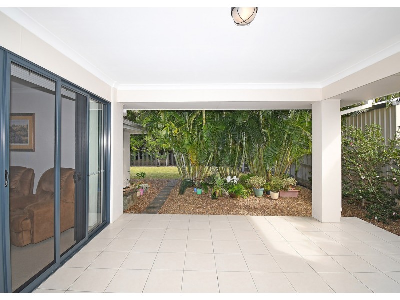 2 Parraweena Court, Point Vernon QLD 4655