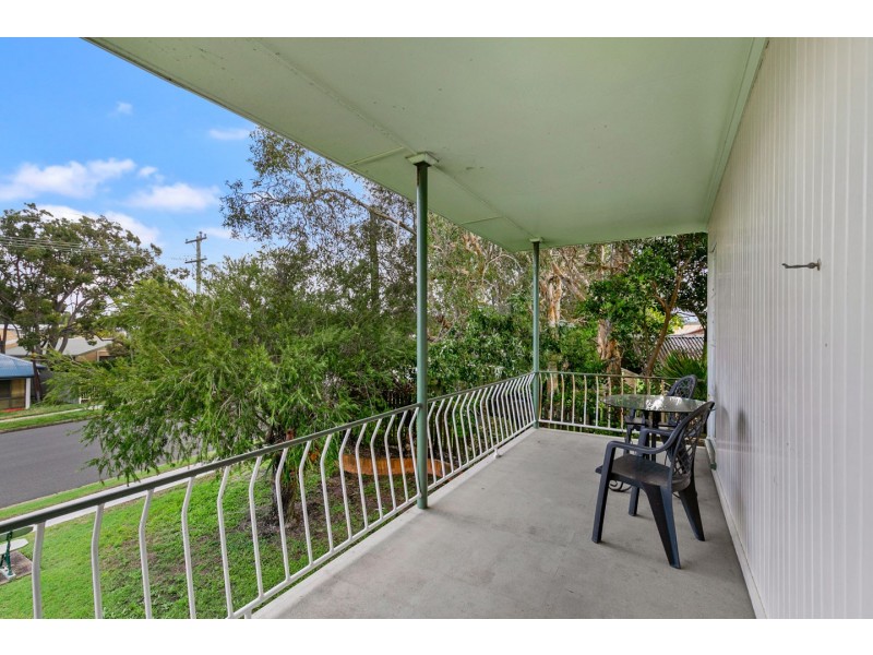 84 Miller Street, Urangan QLD 4655