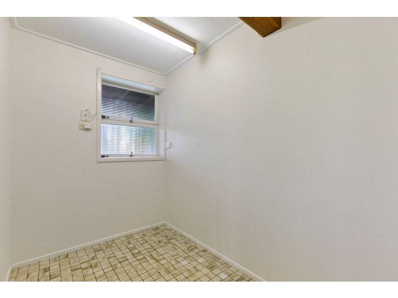 84 Miller Street, Urangan QLD 4655