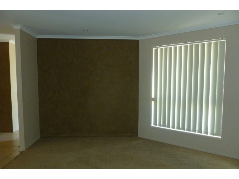 3 Chancellor Drive, Urraween QLD 4655