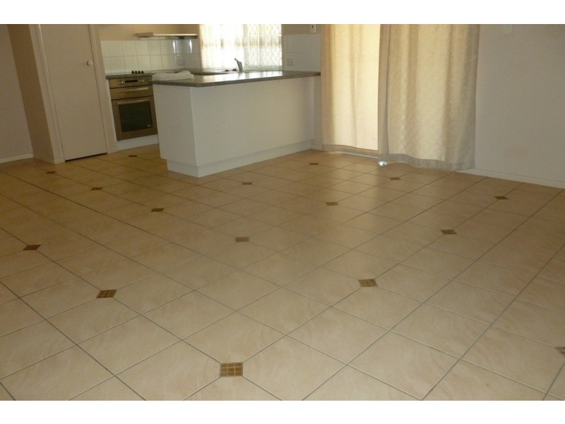 3 Chancellor Drive, Urraween QLD 4655