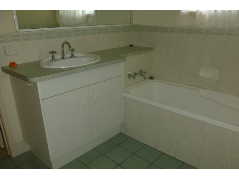 3 Chancellor Drive, Urraween QLD 4655