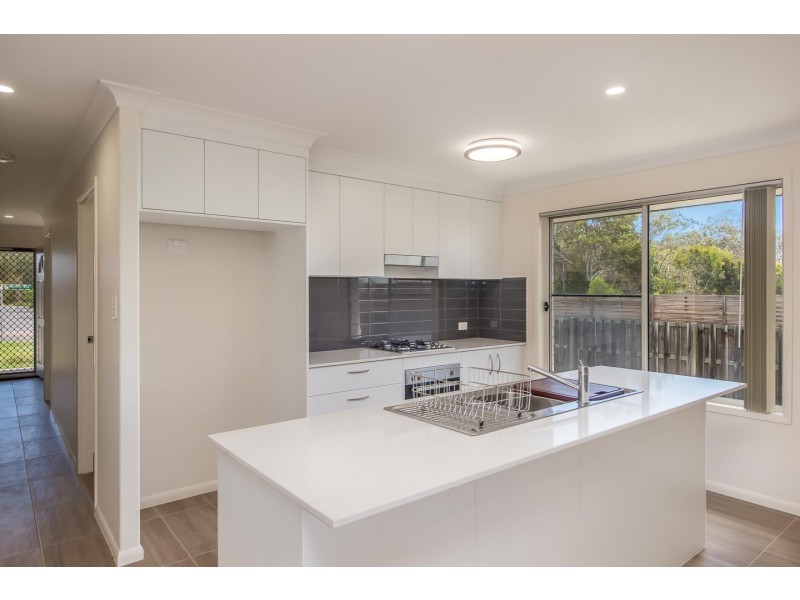 52 Augustus Boulevard, Urraween QLD 4655