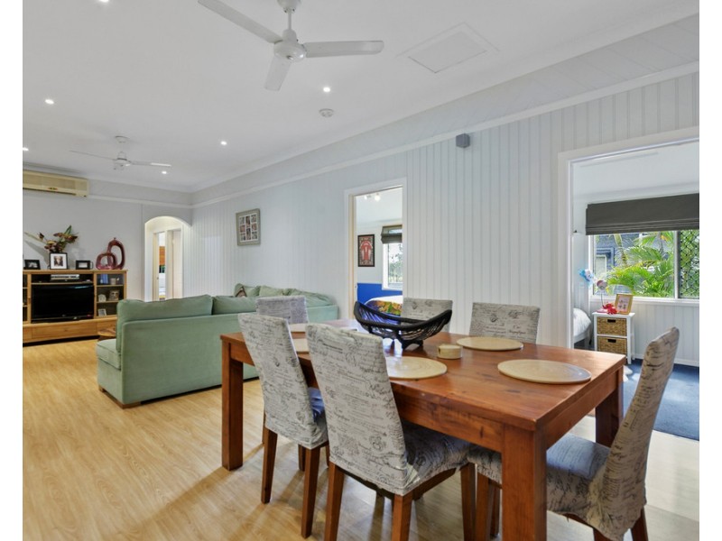 79 Chapel Road, Nikenbah QLD 4655