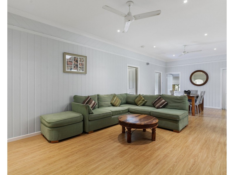 79 Chapel Road, Nikenbah QLD 4655