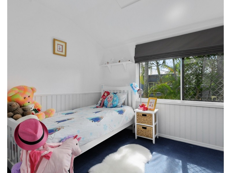 79 Chapel Road, Nikenbah QLD 4655