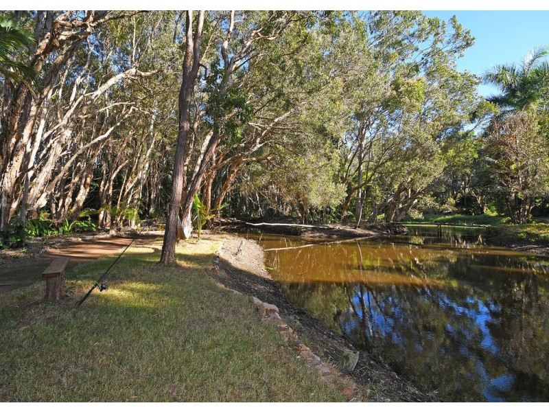 8B Jimilee Street, Dundowran Beach QLD 4655