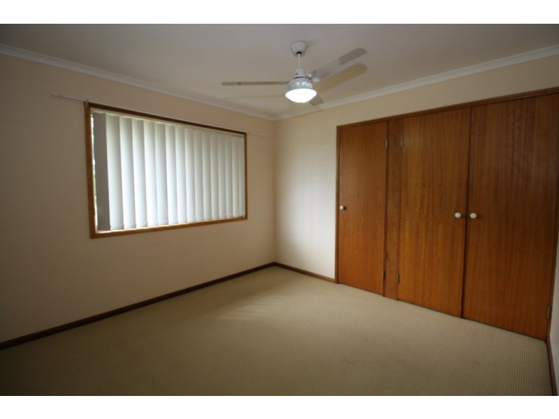 42 Thornbill Drive, Eli Waters QLD 4655