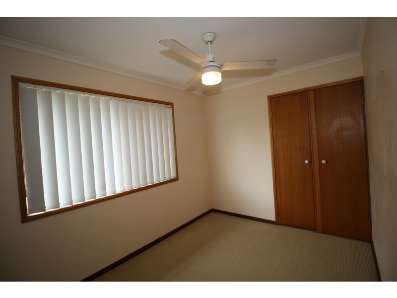 42 Thornbill Drive, Eli Waters QLD 4655