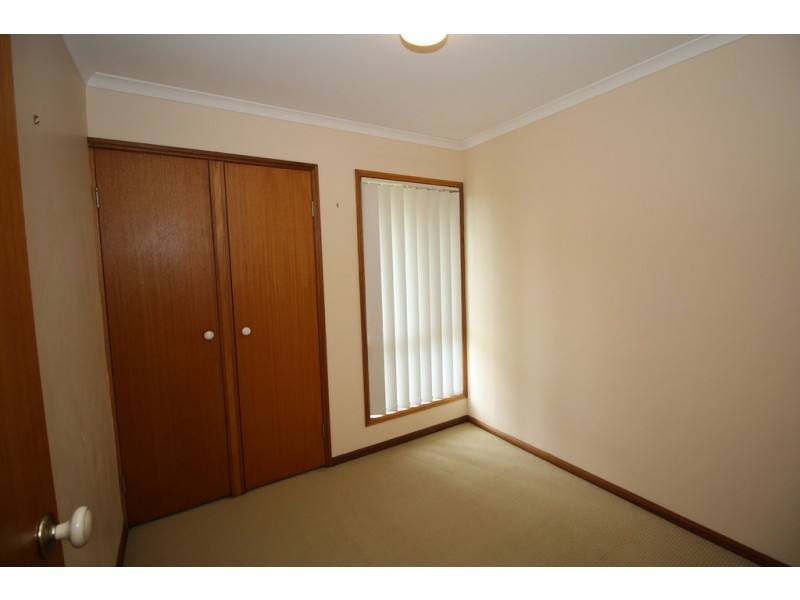 42 Thornbill Drive, Eli Waters QLD 4655