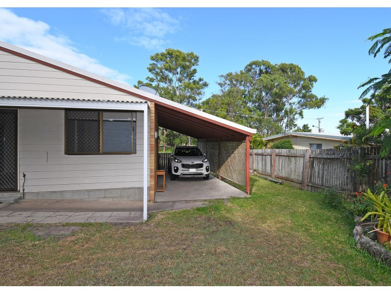 9 Top Street, Torquay QLD 4655
