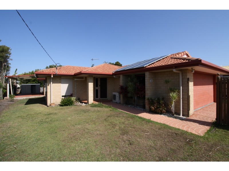 28 Limpus Street, Urangan QLD 4655