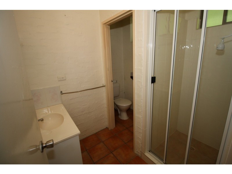 5/449 Esplanade, Torquay QLD 4655