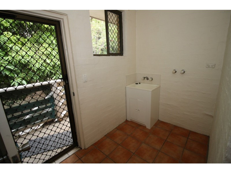 5/449 Esplanade, Torquay QLD 4655