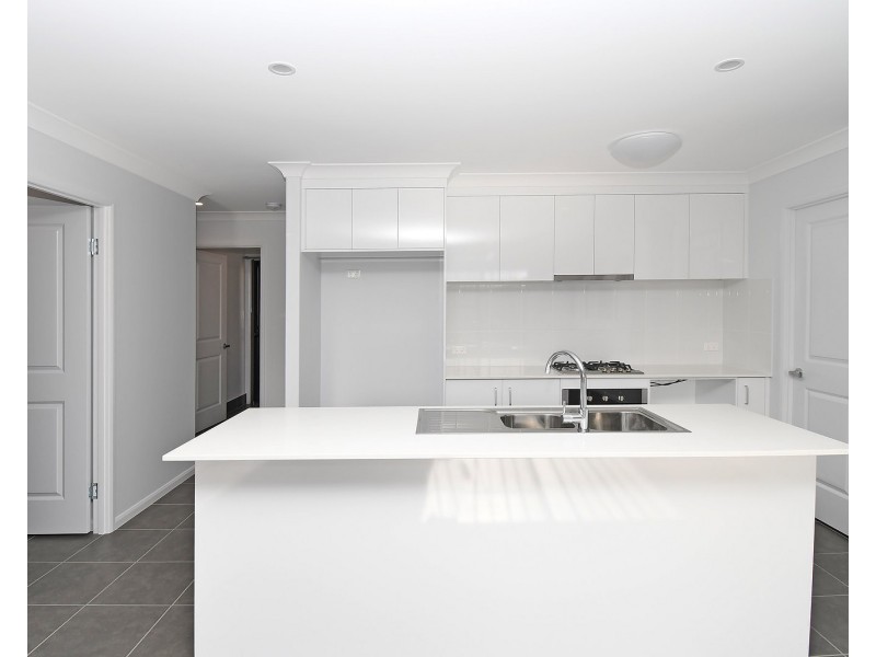 56 Augustus Boulevard, Urraween QLD 4655