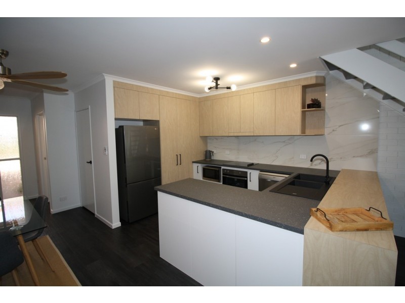 3/99 Cypress Street, Torquay QLD 4655