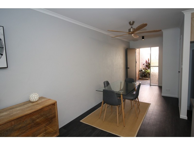 3/99 Cypress Street, Torquay QLD 4655