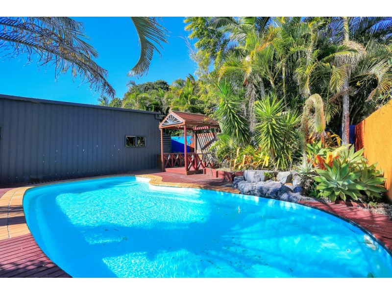 3 Carolyn Street, Dundowran Beach QLD 4655