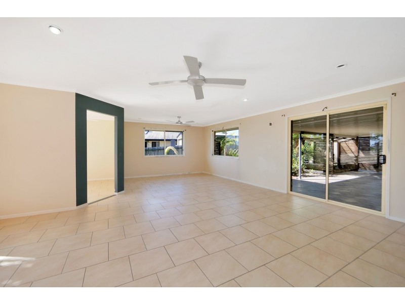 3 Carolyn Street, Dundowran Beach QLD 4655