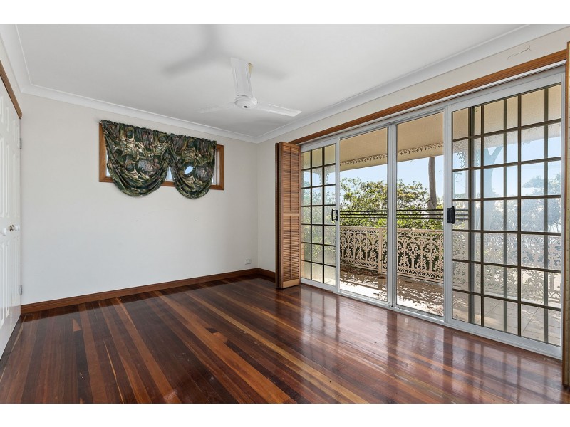 153 Esplanade, Point Vernon QLD 4655