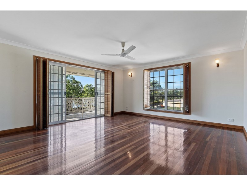 153 Esplanade, Point Vernon QLD 4655