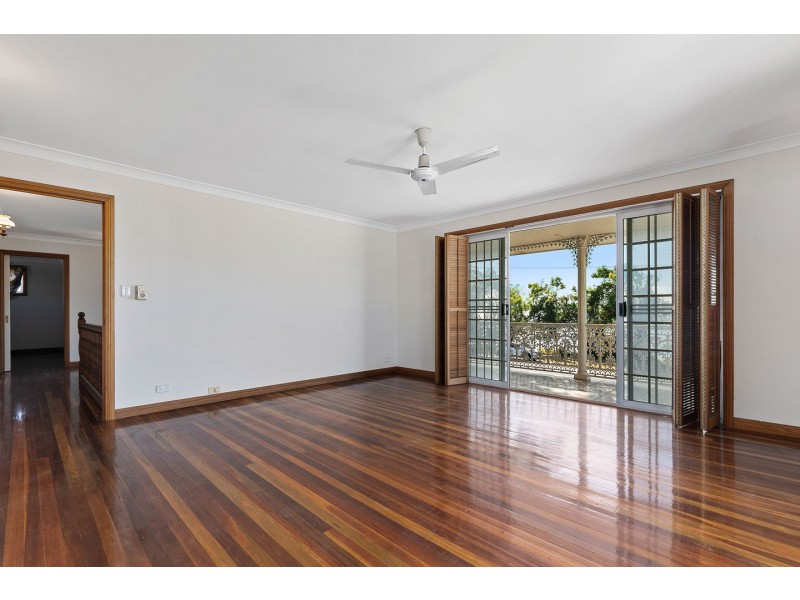 153 Esplanade, Point Vernon QLD 4655