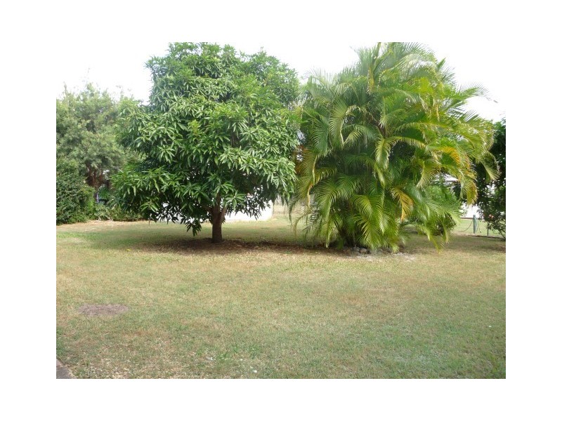 3 Kurrajong Crescent, Point Vernon QLD 4655