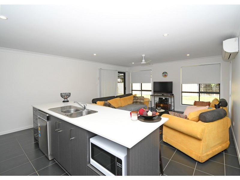 5 Barramundi Drive, Burrum Heads QLD 4659