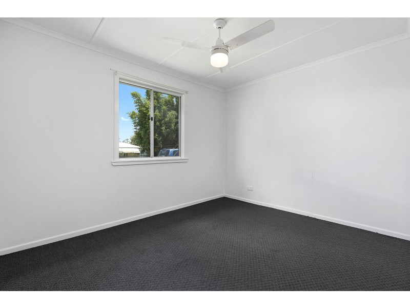 69 Beach Road, Pialba QLD 4655