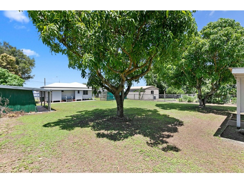 69 Beach Road, Pialba QLD 4655