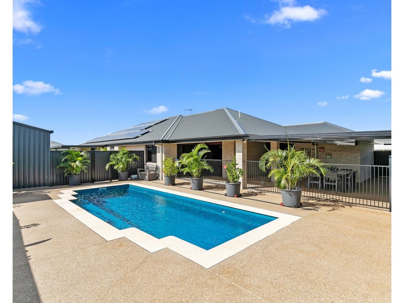 6 Blackpepper Avenue, Nikenbah QLD 4655
