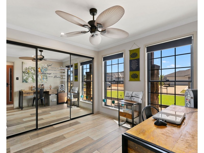 6 Blackpepper Avenue, Nikenbah QLD 4655