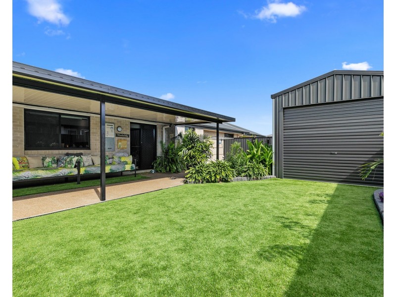 6 Blackpepper Avenue, Nikenbah QLD 4655