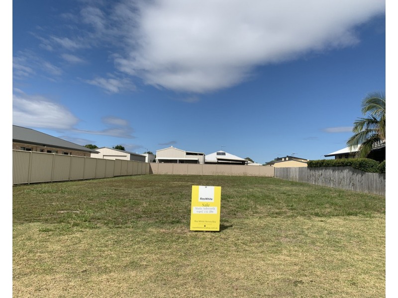 39 Traviston Way, Burrum Heads QLD 4659