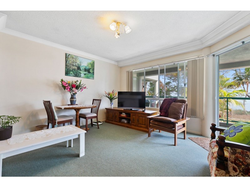 3/324 Esplanade, Scarness QLD 4655