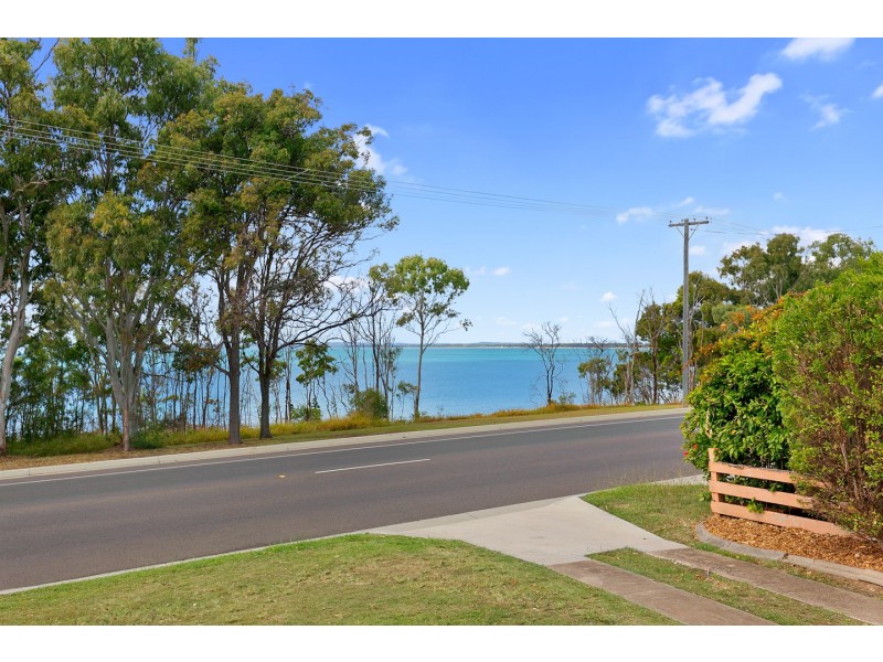 120 Esplanade, Point Vernon QLD 4655
