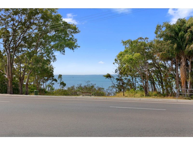 120 Esplanade, Point Vernon QLD 4655